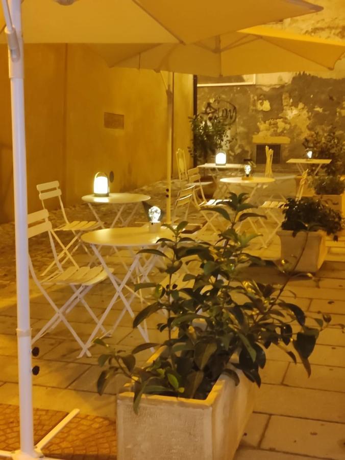 Locanda Carra Manna ซัสซารี ภายนอก รูปภาพ
